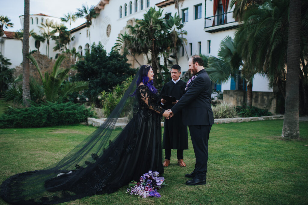 big wedding vs elopement